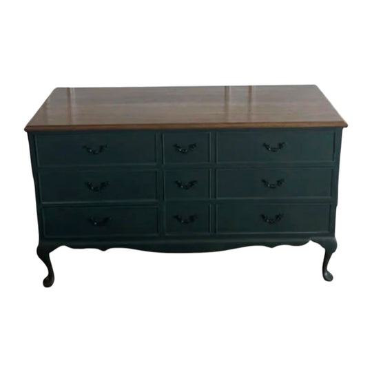 Queen Anne Dresser