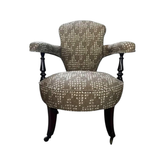 TUB CHAIR