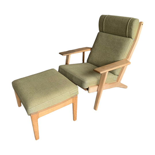 Hans J. Wegner GE290 ‘Plank’ Oak High-Back Chair by Getama